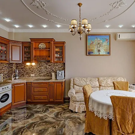 Gefest Apartment *